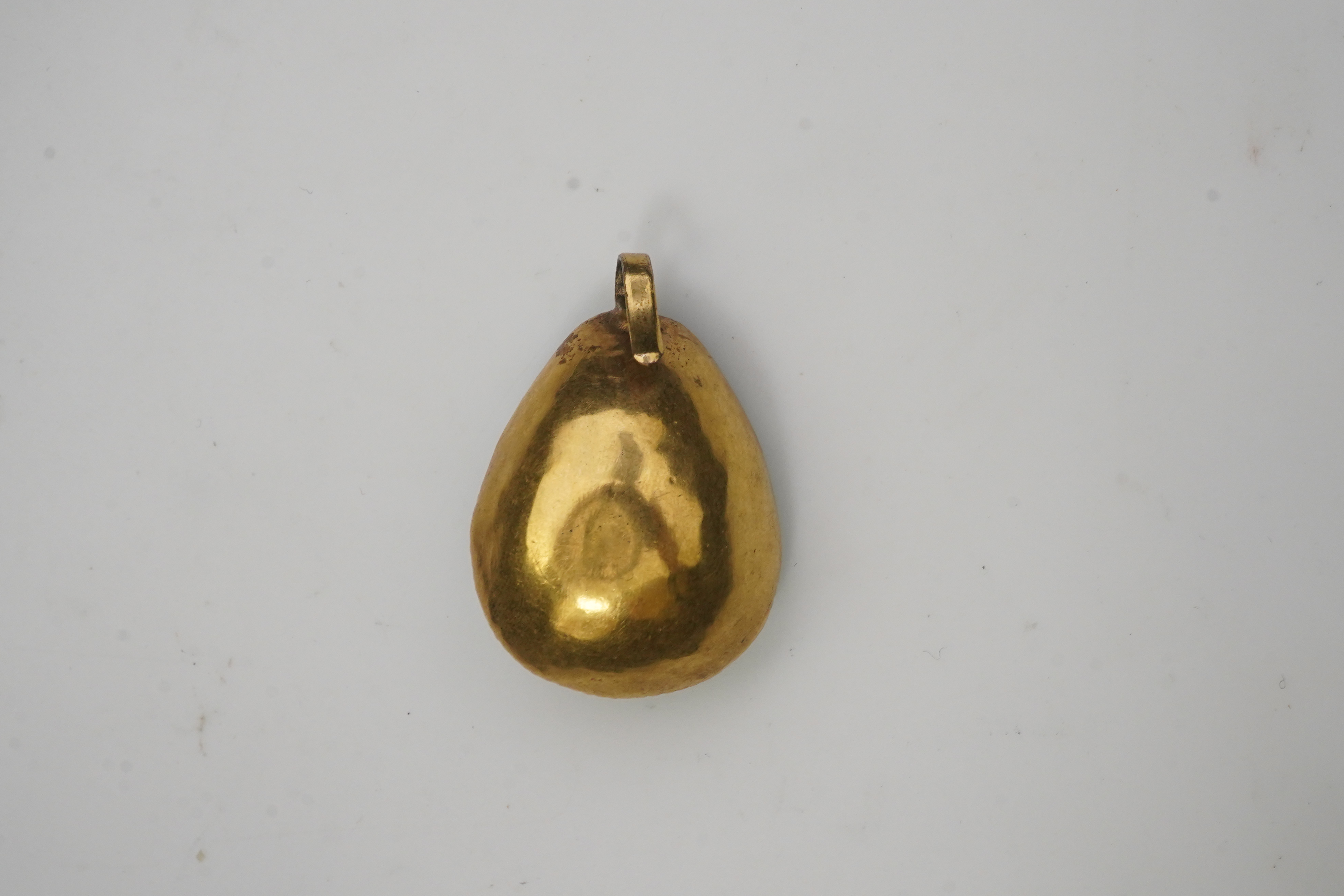 A 'Queen Anne' paste pendant, 18th century